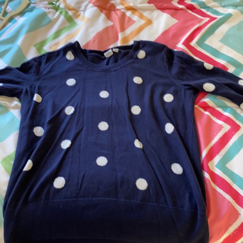Selling a long sleeve shirt